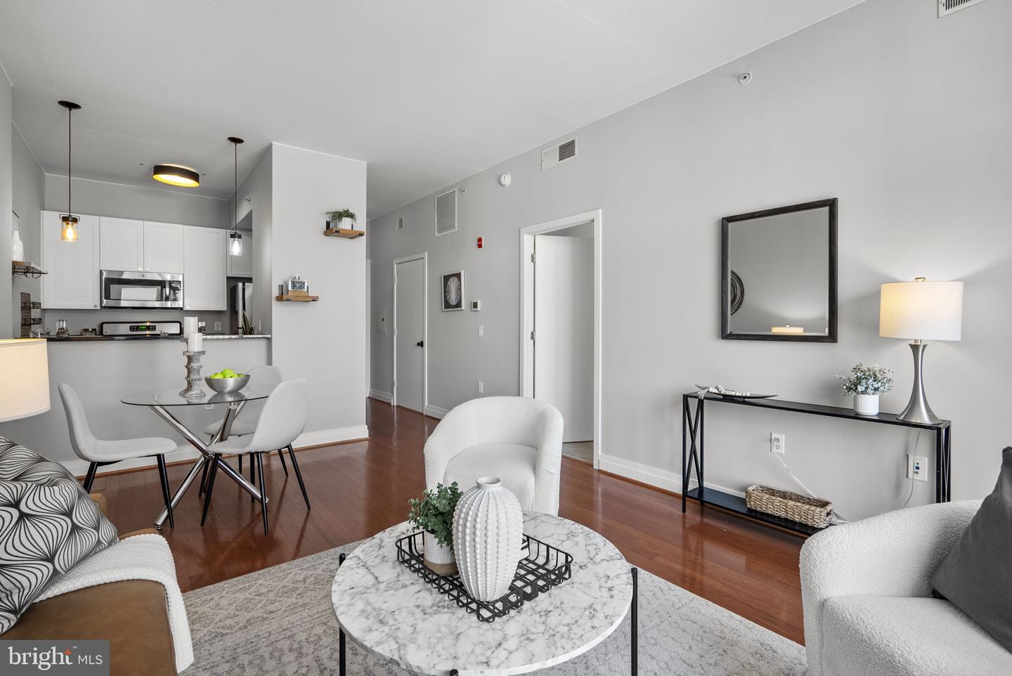 2120 Vermont Ave Nw #211 Property Photo 4