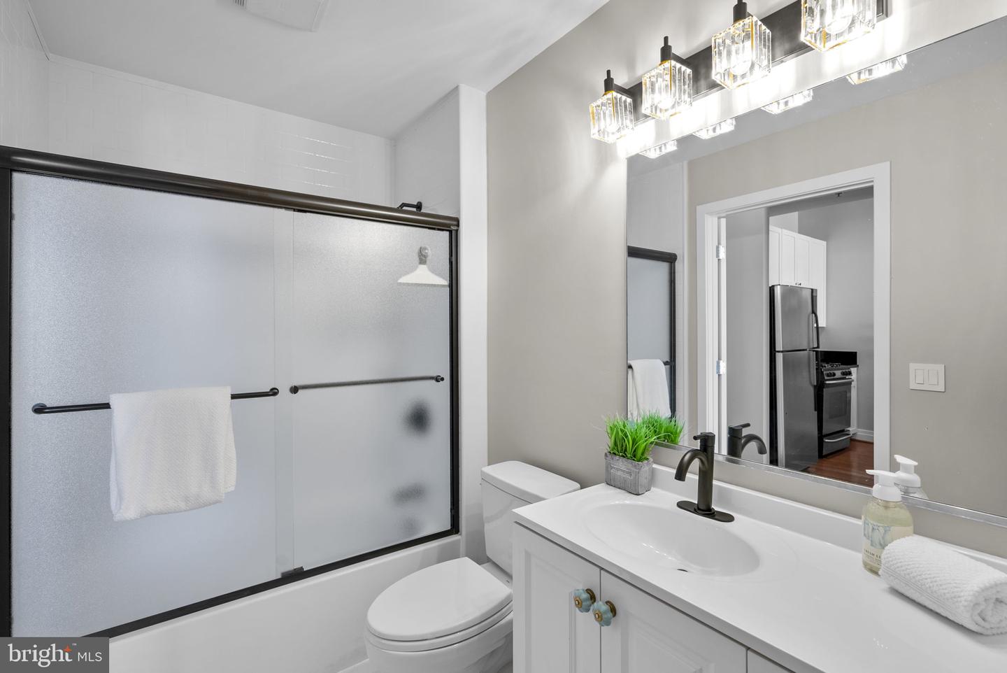 2120 Vermont Ave Nw #211 Property Photo 15