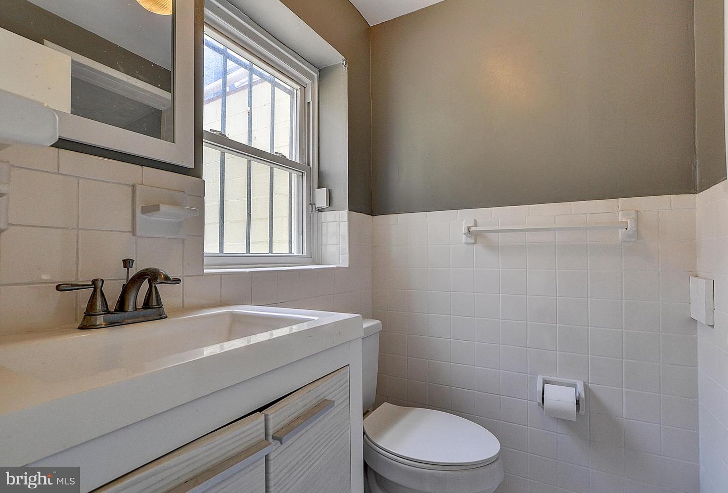 1209 I St Se Property Photo 13