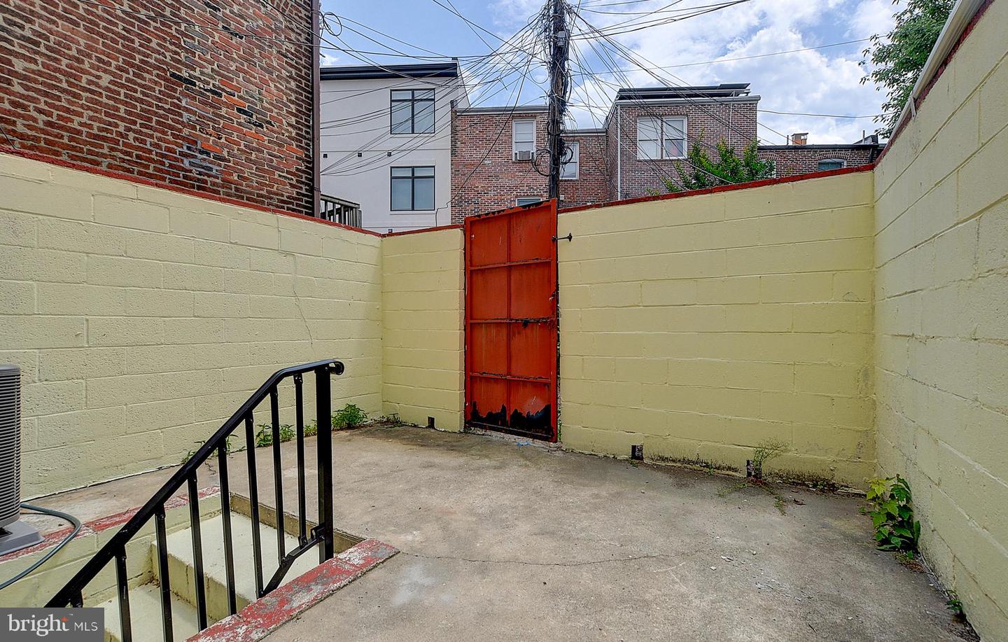 1209 I St Se Property Photo 16