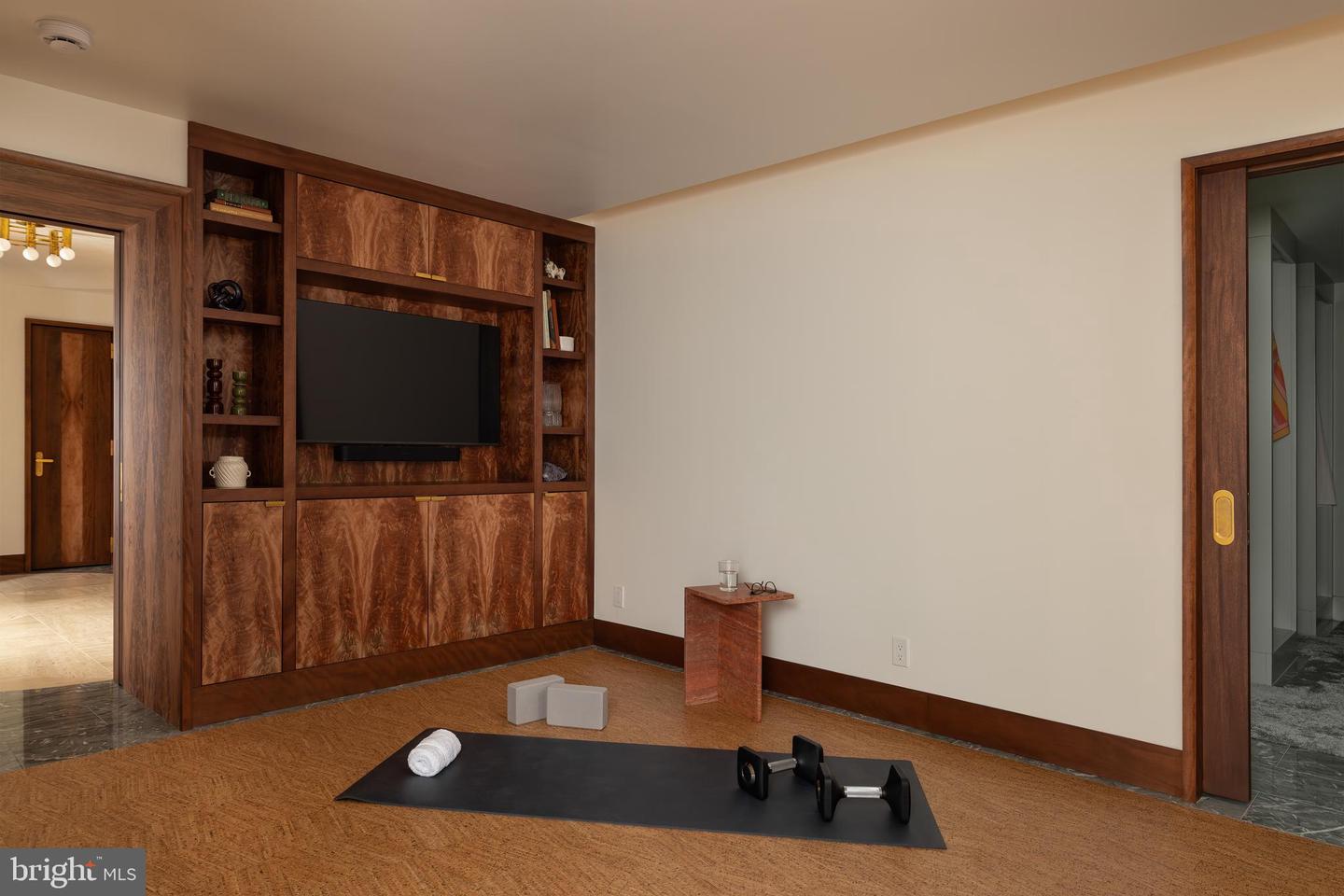 700 New Hampshire Ave Nw #1201/1221 Property Photo 29