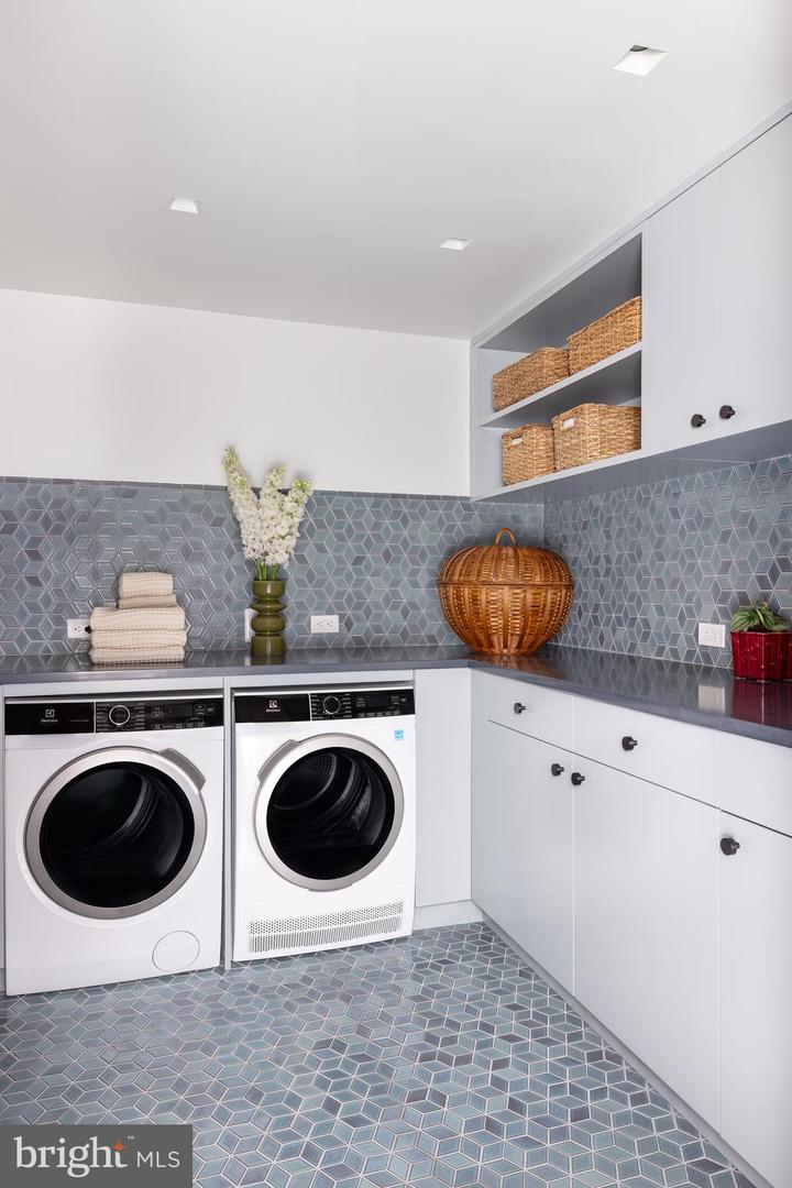 700 New Hampshire Ave Nw #1201/1221 Property Photo 41