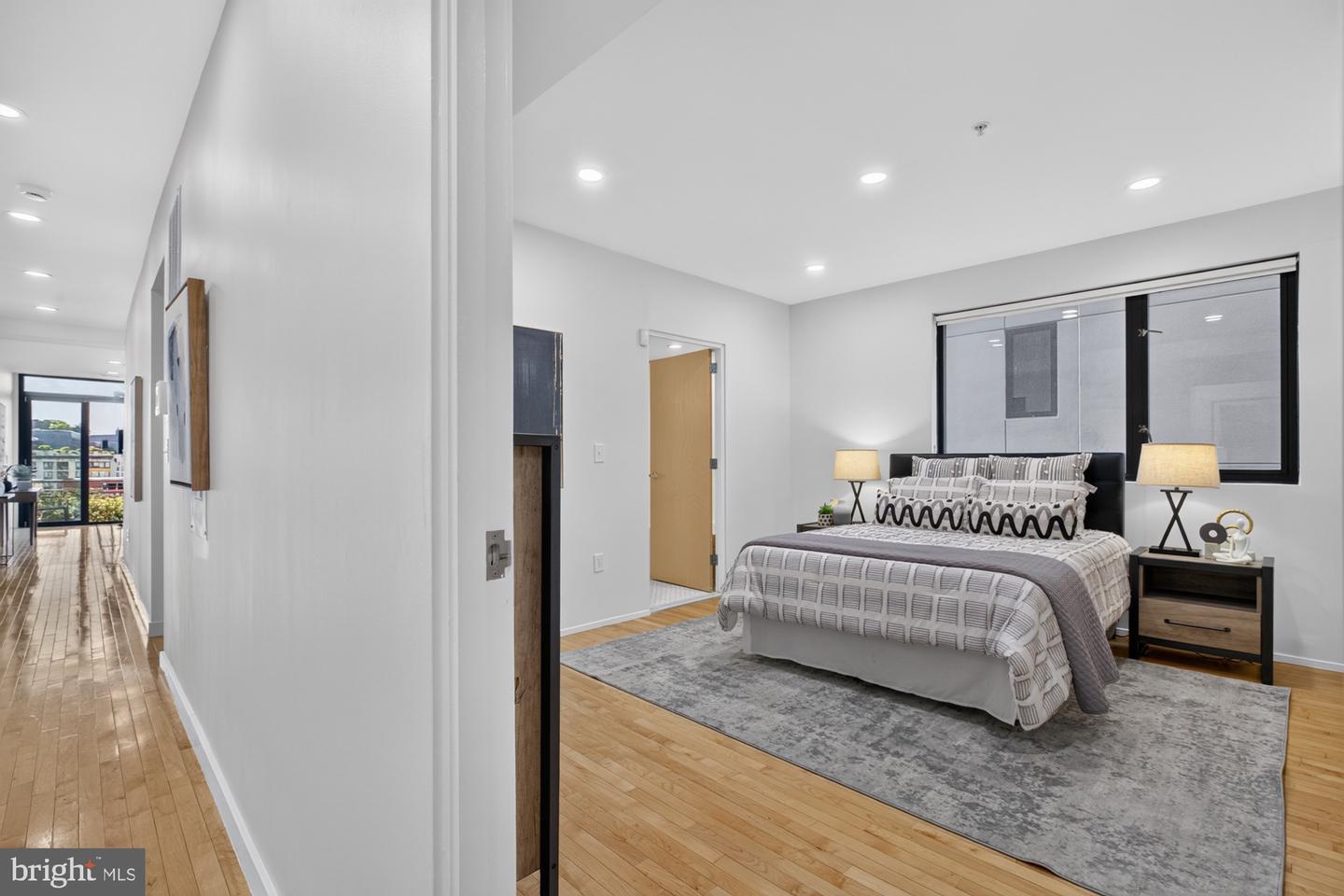 1454 Belmont St Nw #2 Property Photo 17