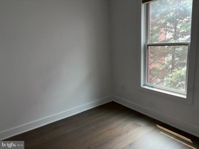 1412 Chapin St Nw #303 Property Photo 20