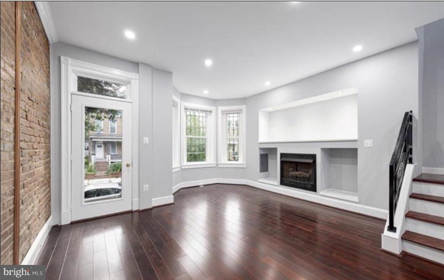 3633 11th St Nw #a Property Photo 3