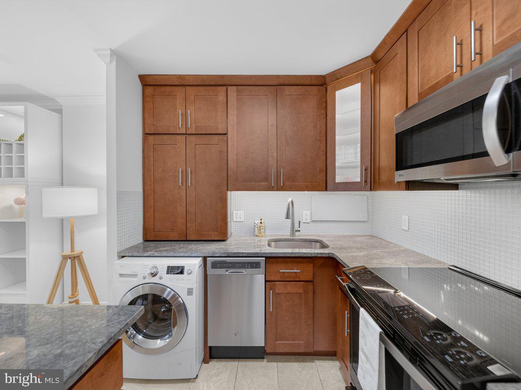 510 N St Sw #n422 Property Photo 6