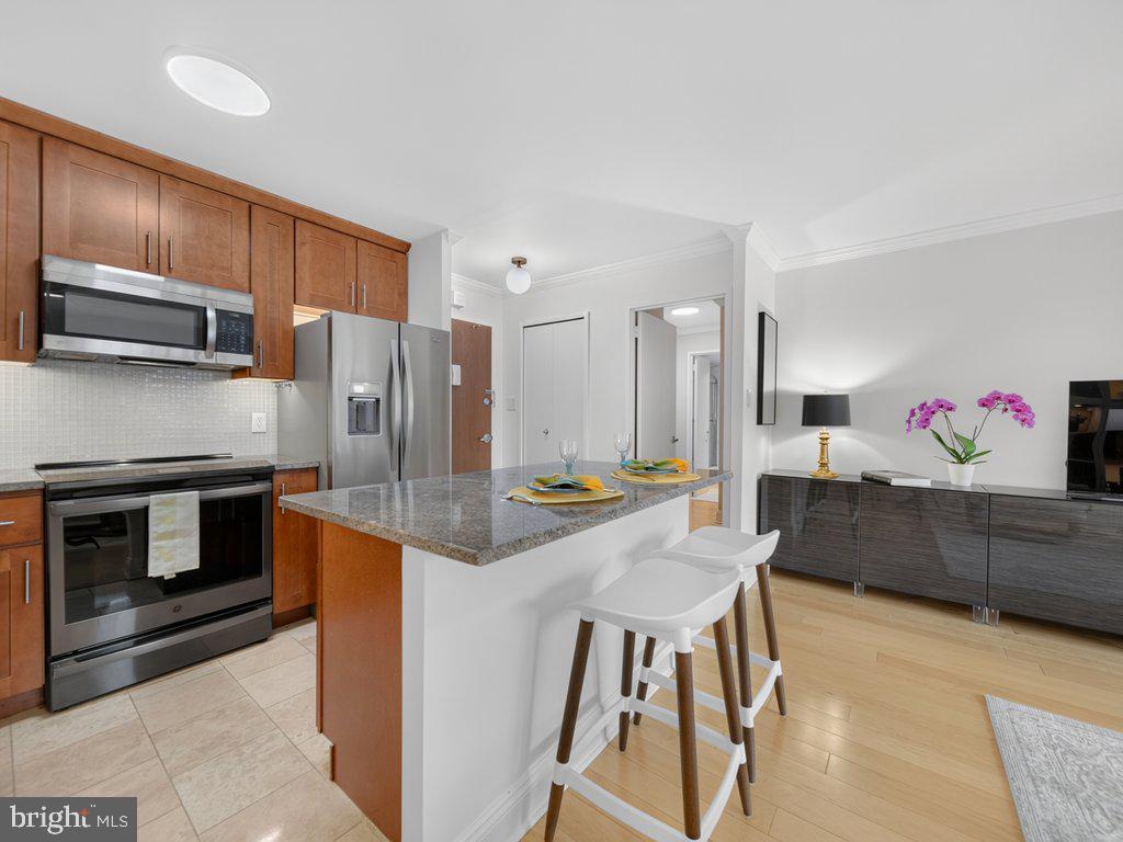 510 N St Sw #n422 Property Photo 9