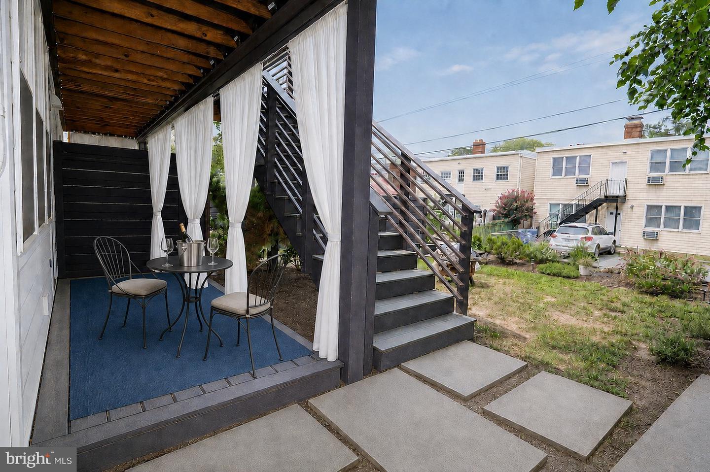 2228 40th St Nw #2 Property Photo 17