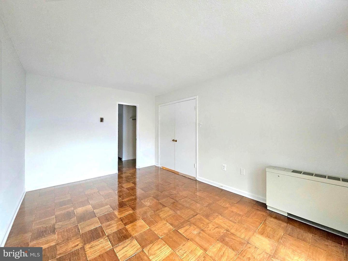 1280 21st St Nw #402 Property Photo 9