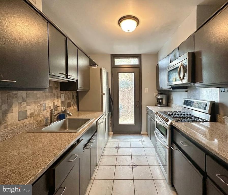 292 M St Sw #292 Property Photo 7
