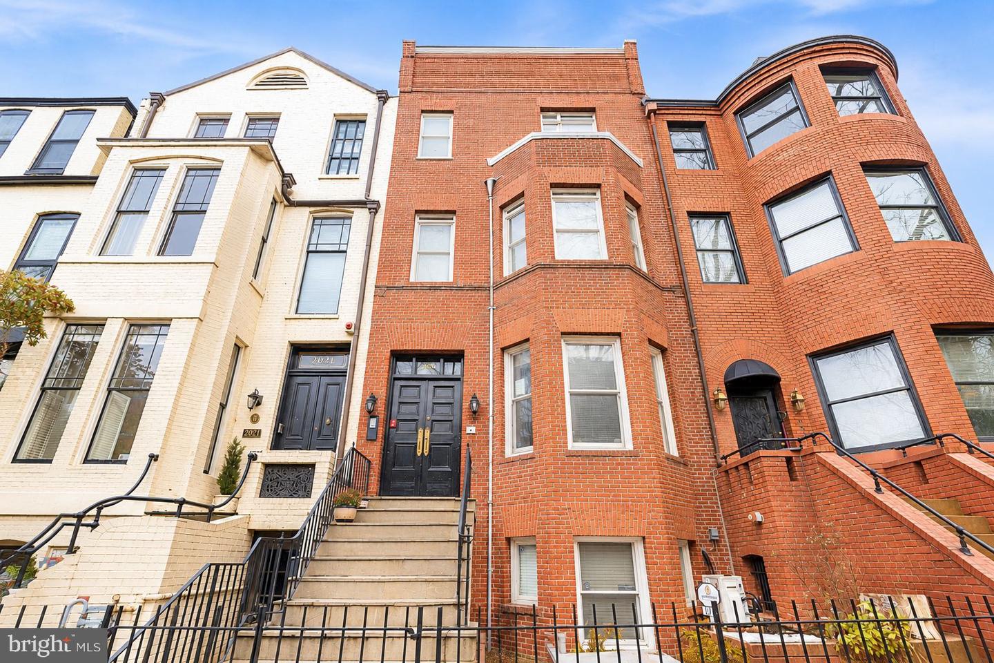 2019 O ST NW #B Property Photo 1