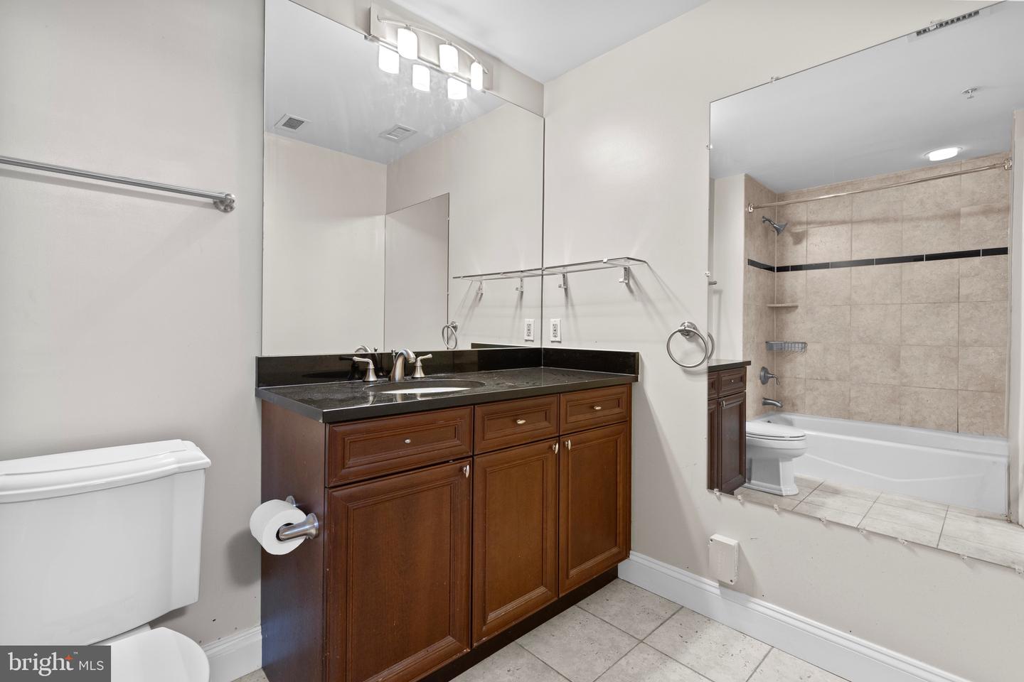 1210 R St Nw #b1 Property Photo 11