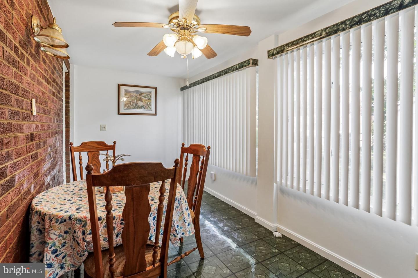 1674 Varnum Pl Ne Property Photo 11