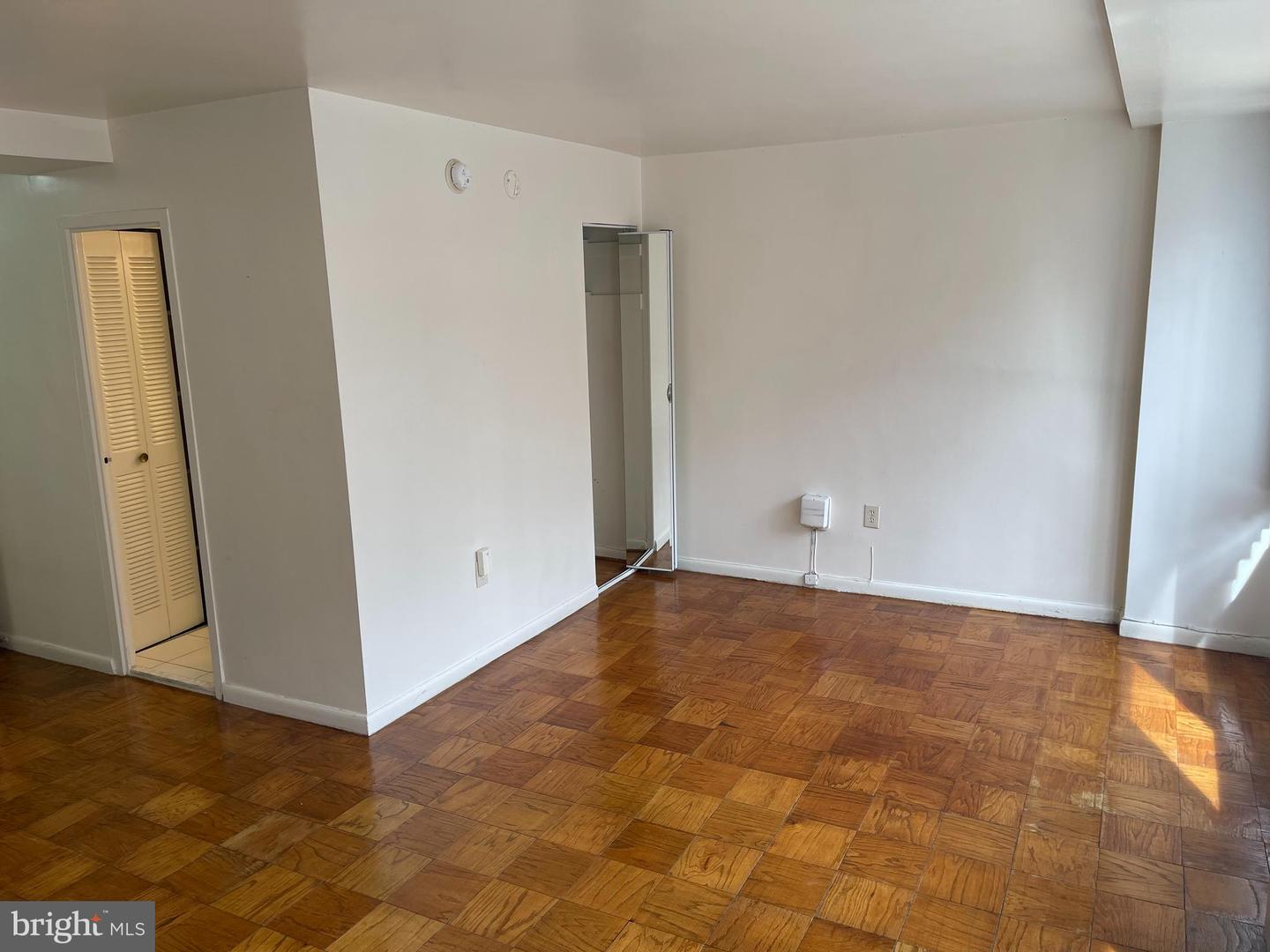 922 24th St Nw #206 Property Photo 28