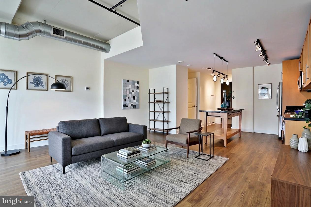 2125 14th St Nw #701 Property Photo 3