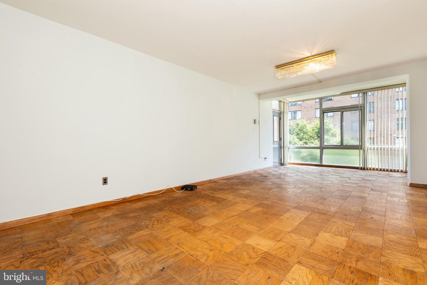 730 24th St Nw #414 Property Photo 3