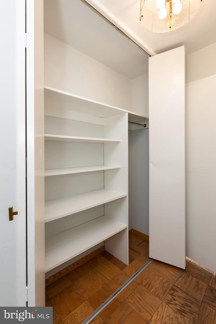 730 24th St Nw #414 Property Photo 12