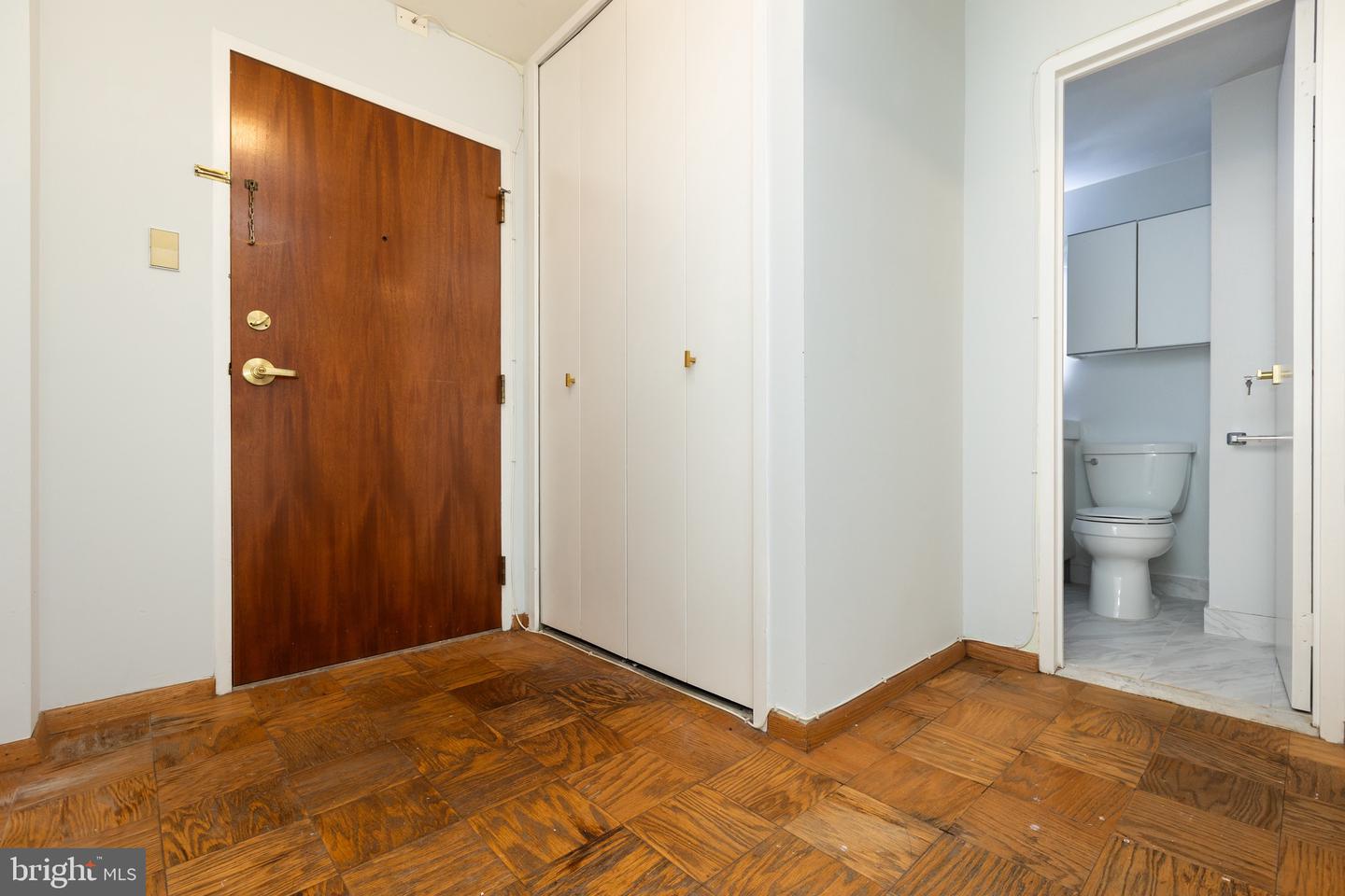 730 24th St Nw #414 Property Photo 17