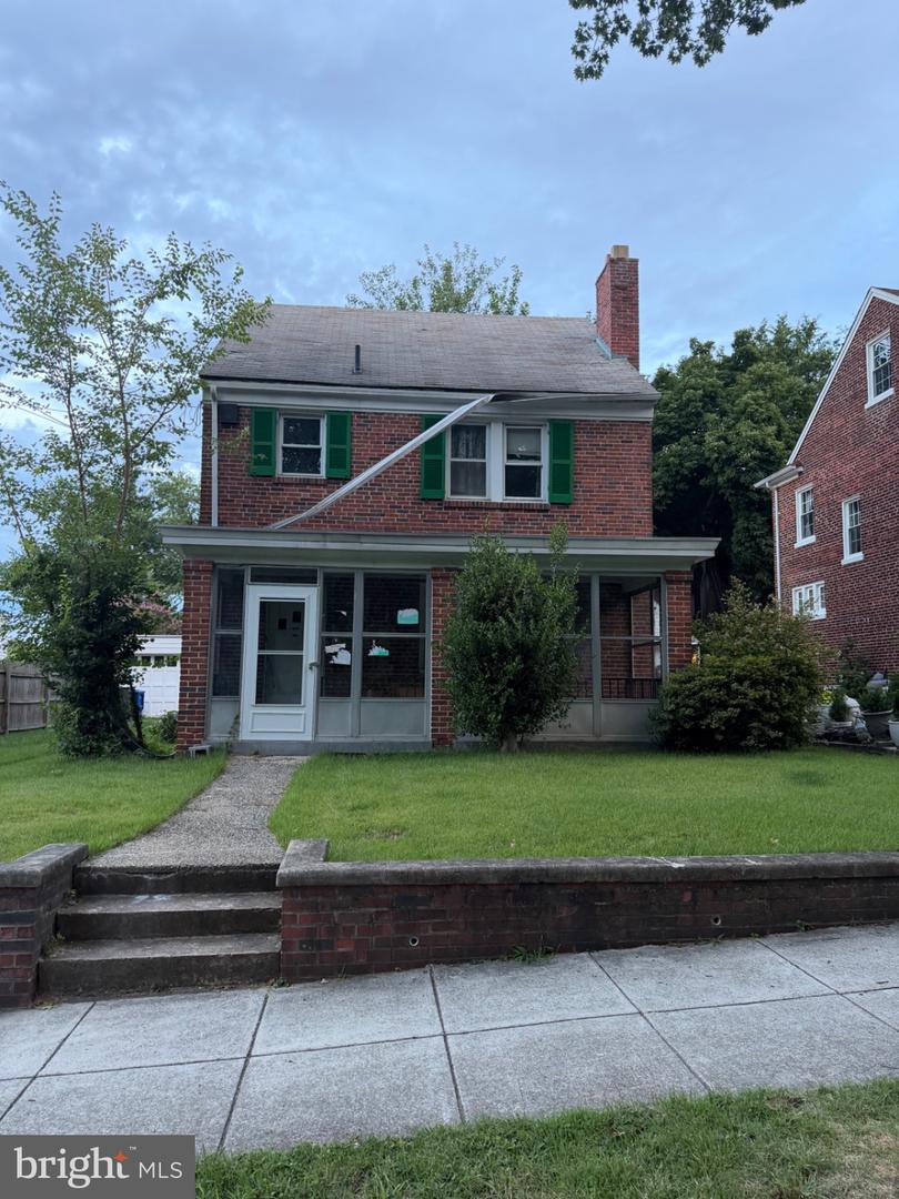 205 Oglethorpe St Nw Property Photo 1