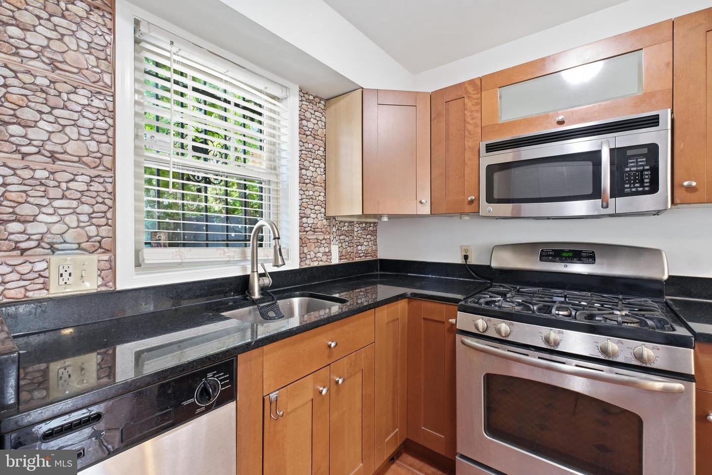 4802 B St Se Property Photo 10