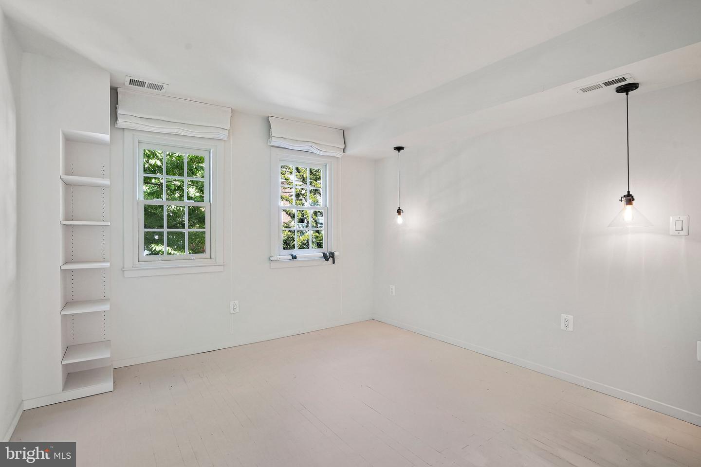 1513 26th St Nw Property Photo 13