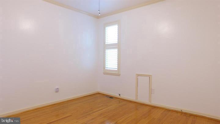 1209 E St Ne Property Photo 21
