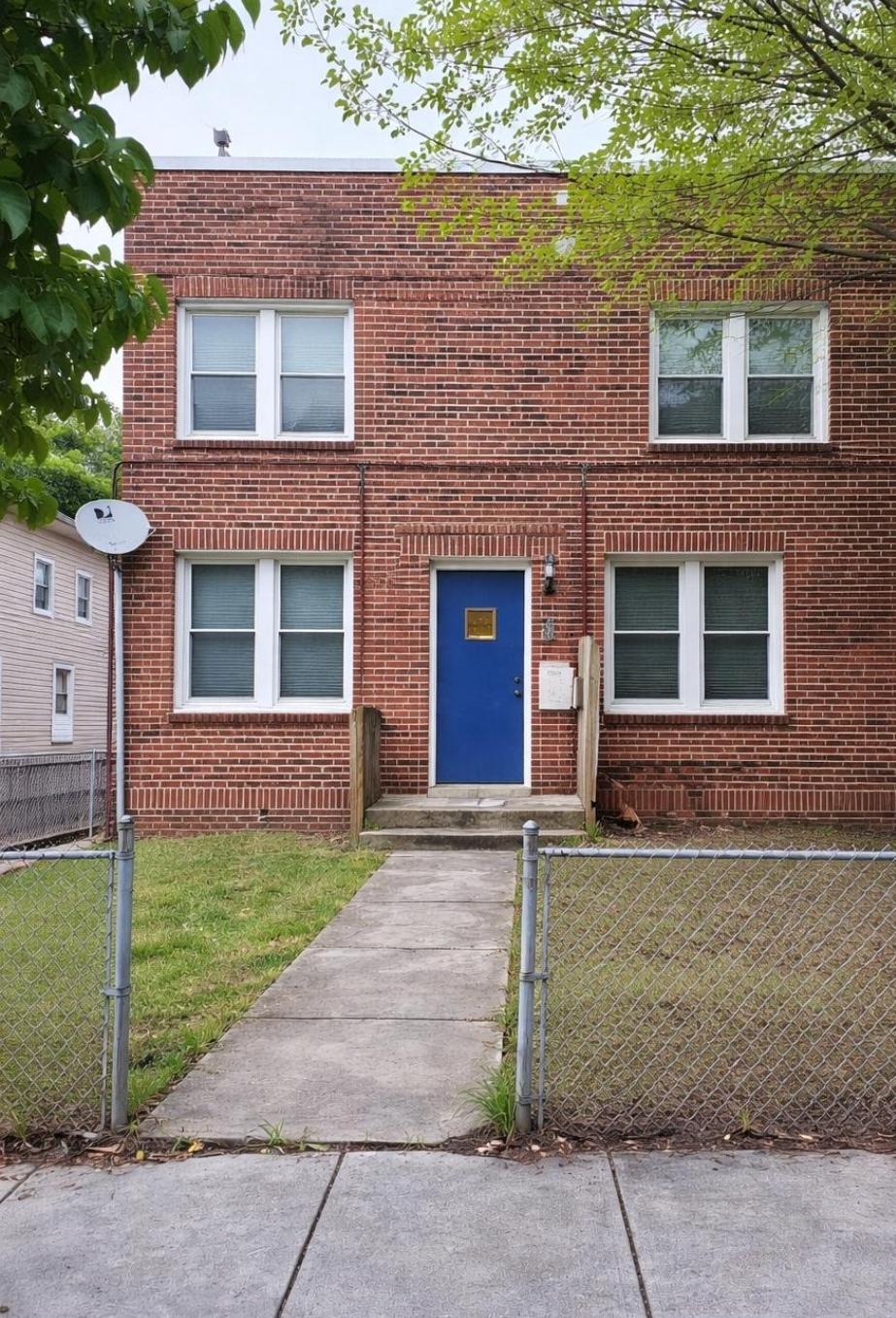 505 44th St Ne #a Property Photo 1