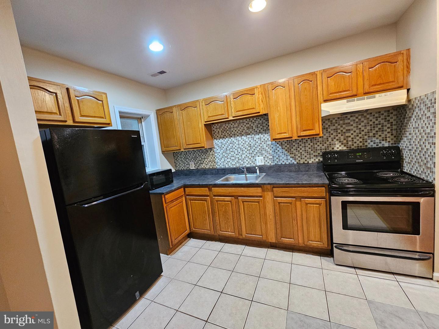 505 44th St Ne #a Property Photo 5