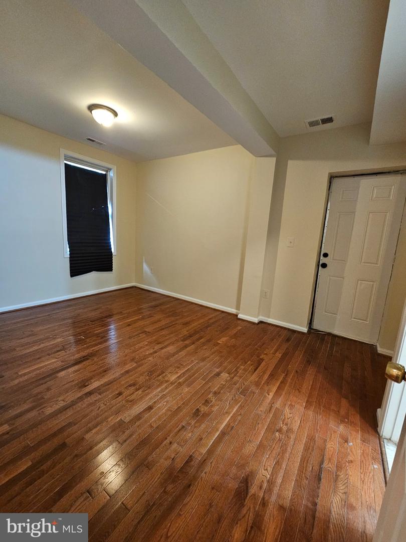 505 44th St Ne #a Property Photo 7