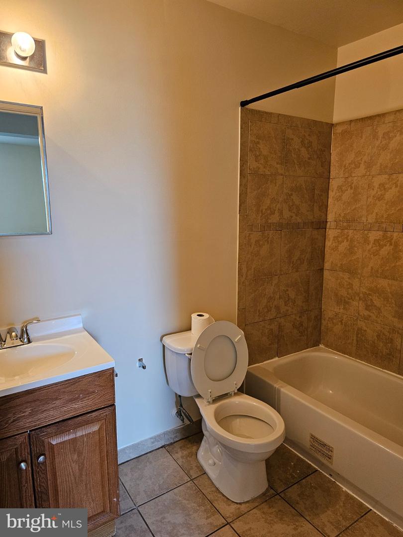 505 44th St Ne #b Property Photo 10