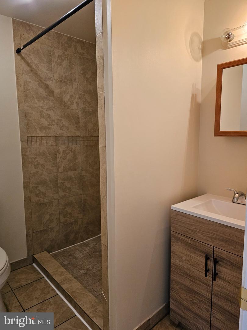505 44th St Ne #b Property Photo 12