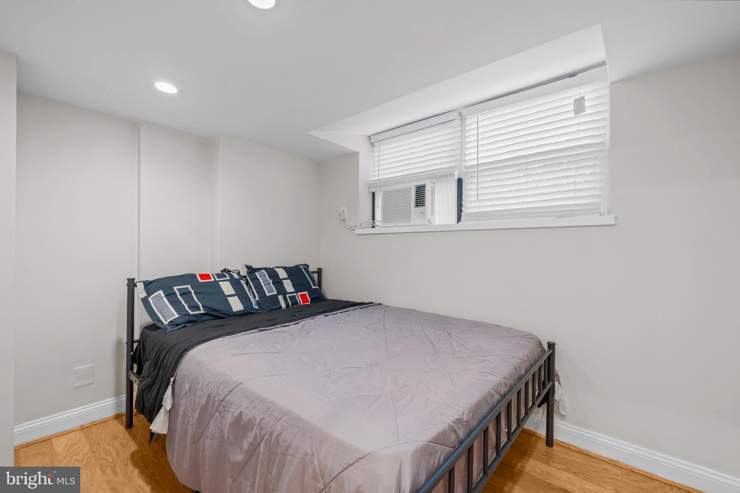 2130 N St Nw #4c Property Photo 6