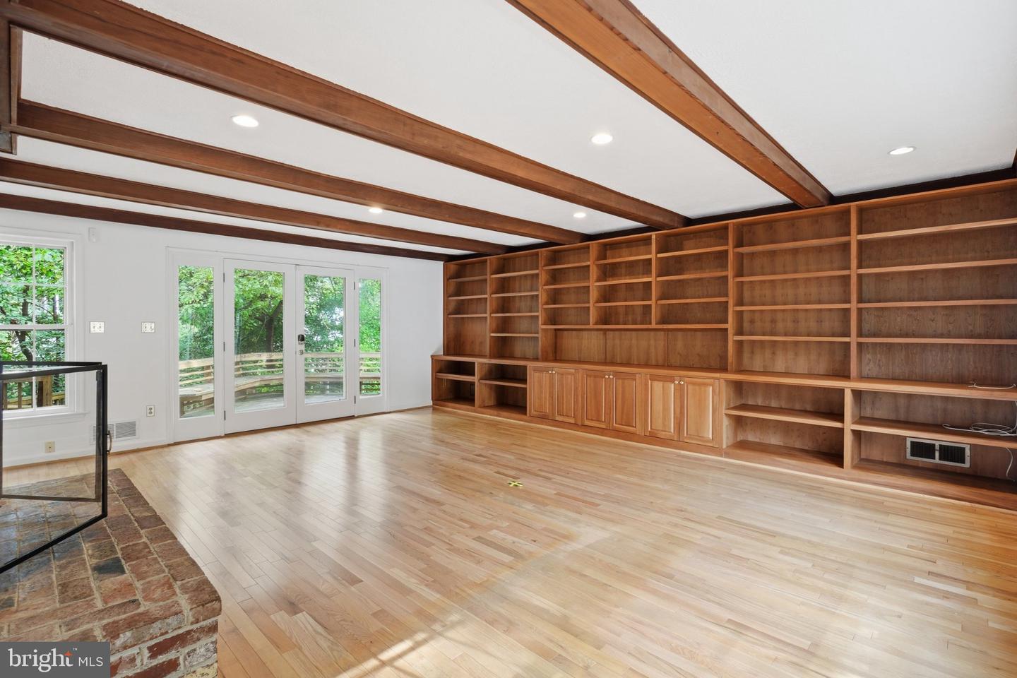 6460 32nd St Nw Property Photo 16