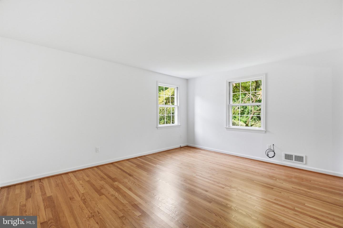 6460 32nd St Nw Property Photo 19