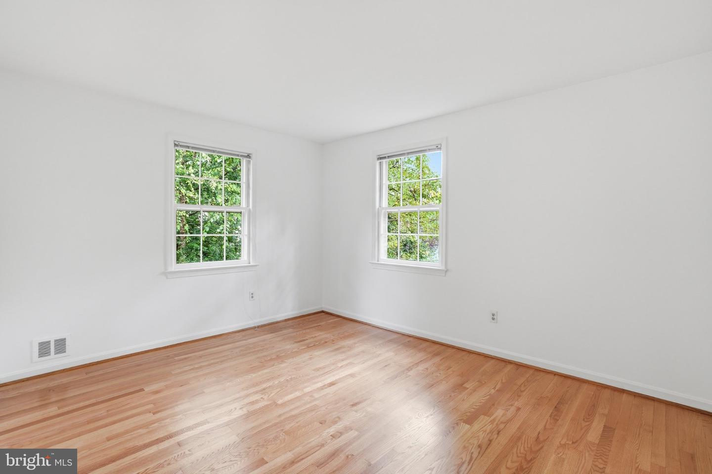 6460 32nd St Nw Property Photo 25