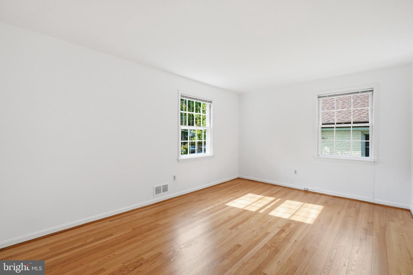6460 32nd St Nw Property Photo 26