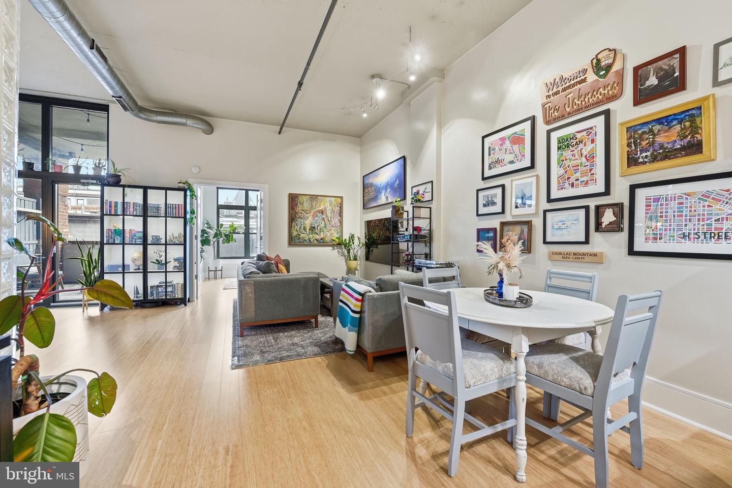 2328 Champlain St Nw #302 Property Photo 15