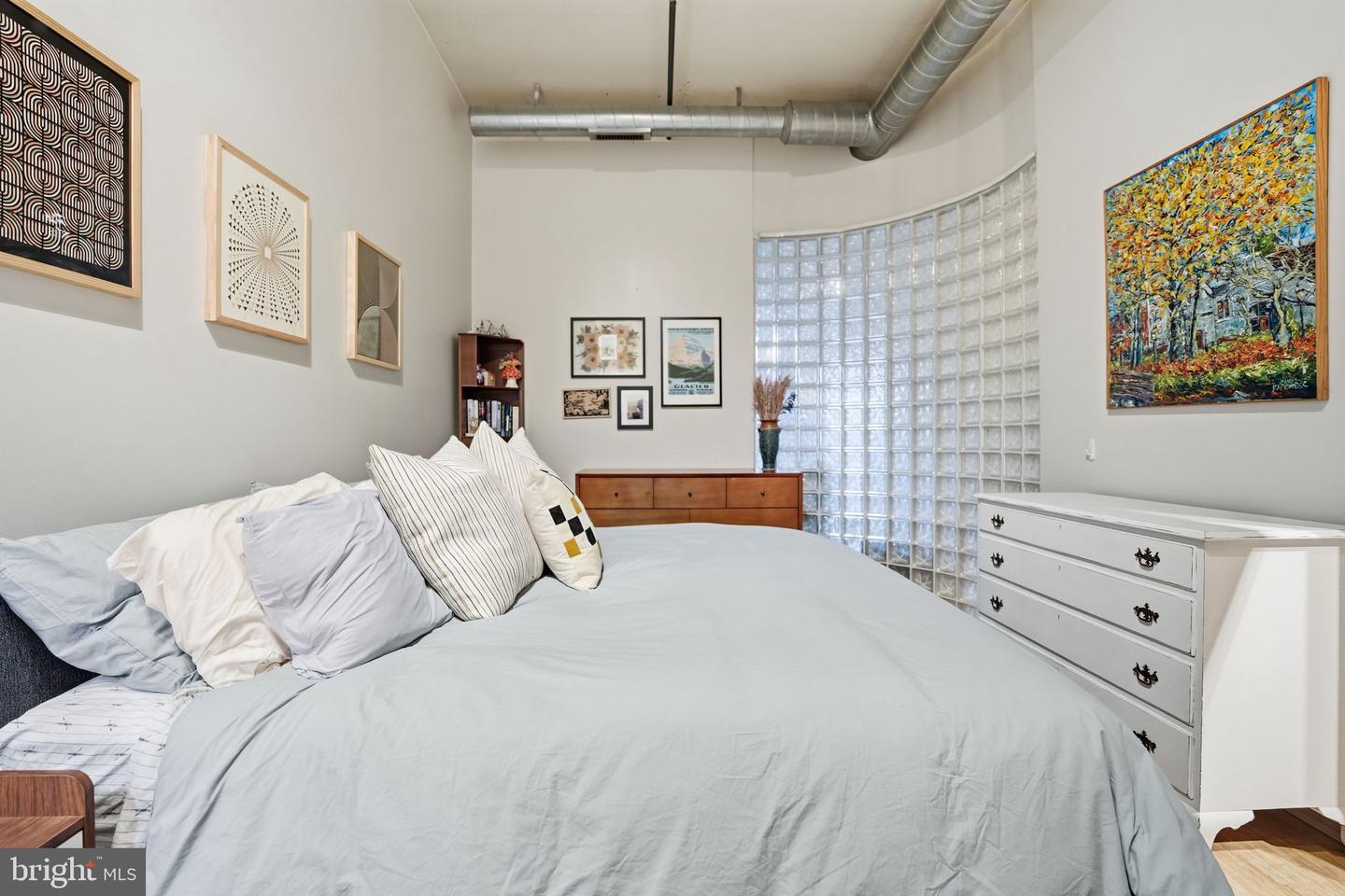 2328 Champlain St Nw #302 Property Photo 31