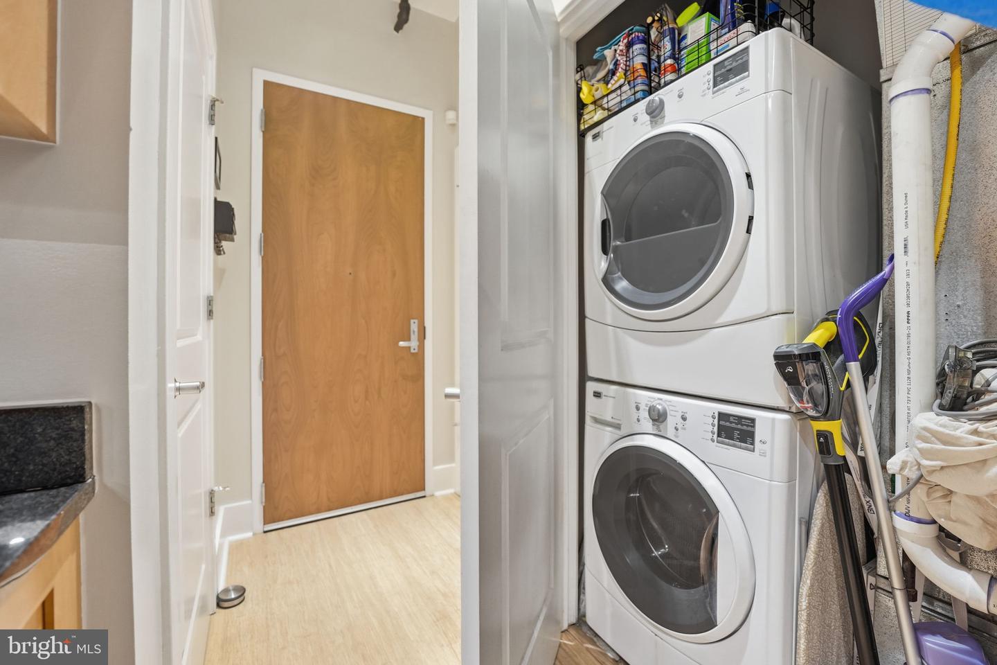 2328 Champlain St Nw #302 Property Photo 40