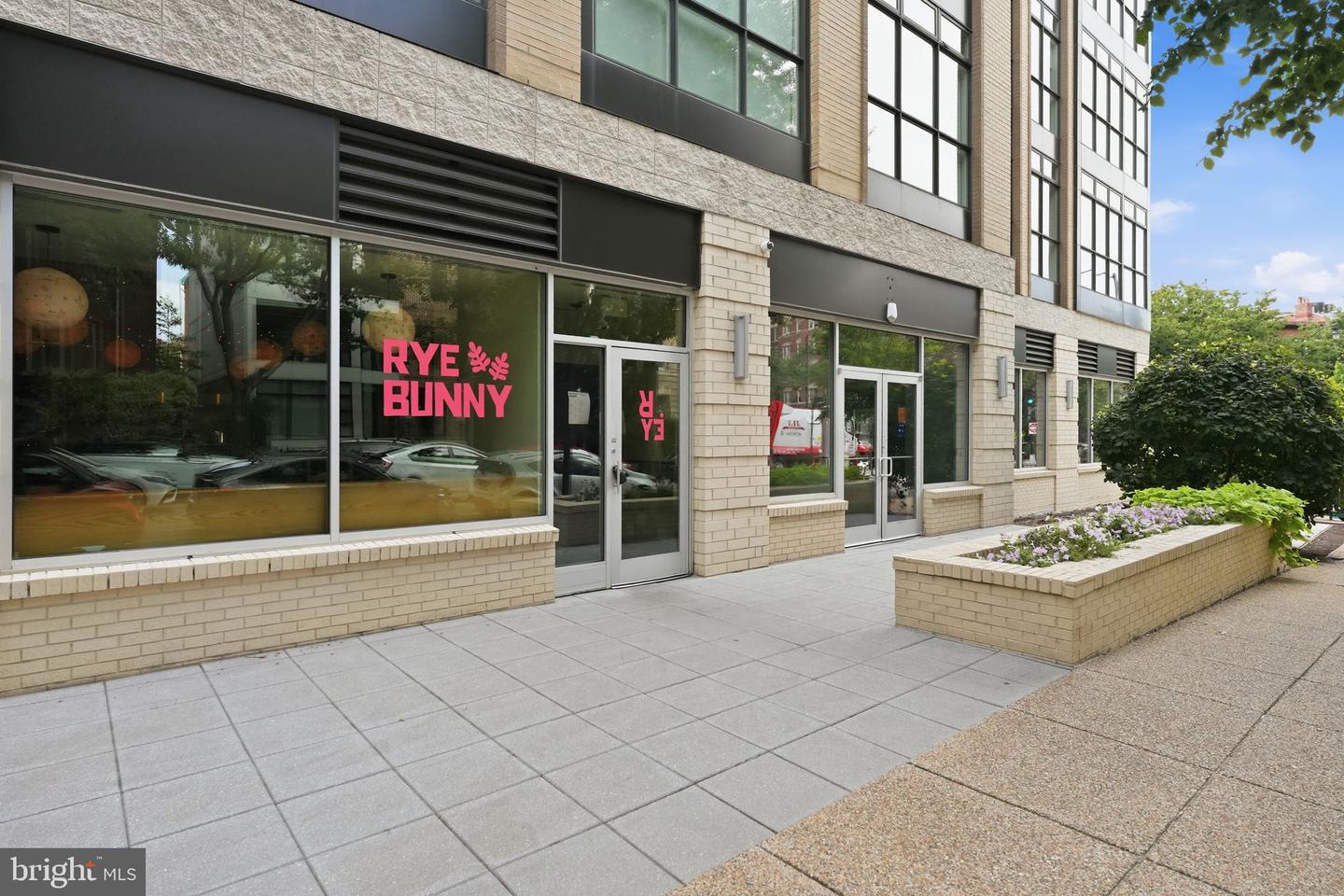 2328 Champlain St Nw #302 Property Photo 52