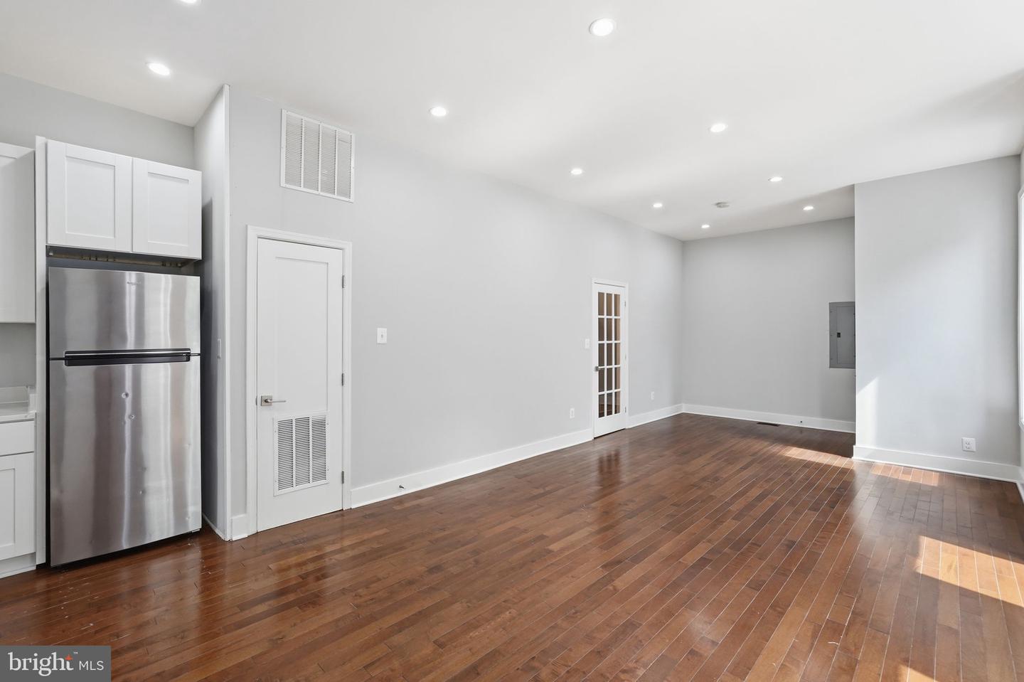 1618 1st St Ne #1 Property Photo 6