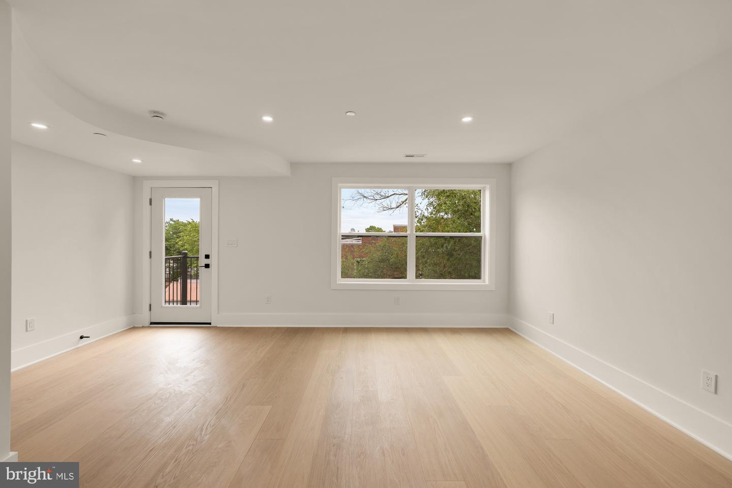 5703 9th St Nw #b Property Photo 14