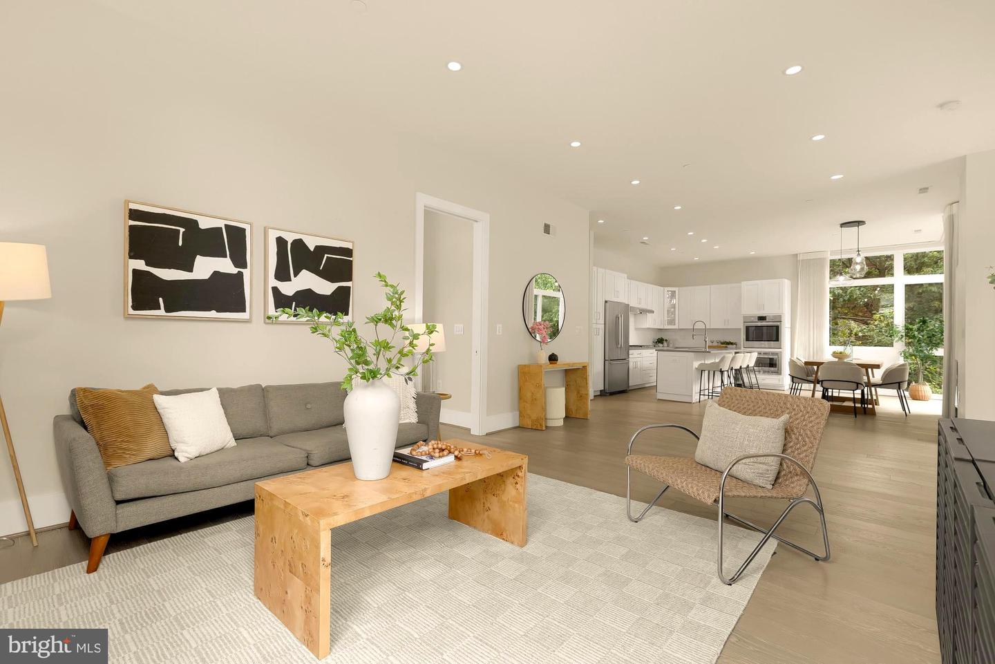 3915 Fulton St Nw #p-5 Property Photo 2