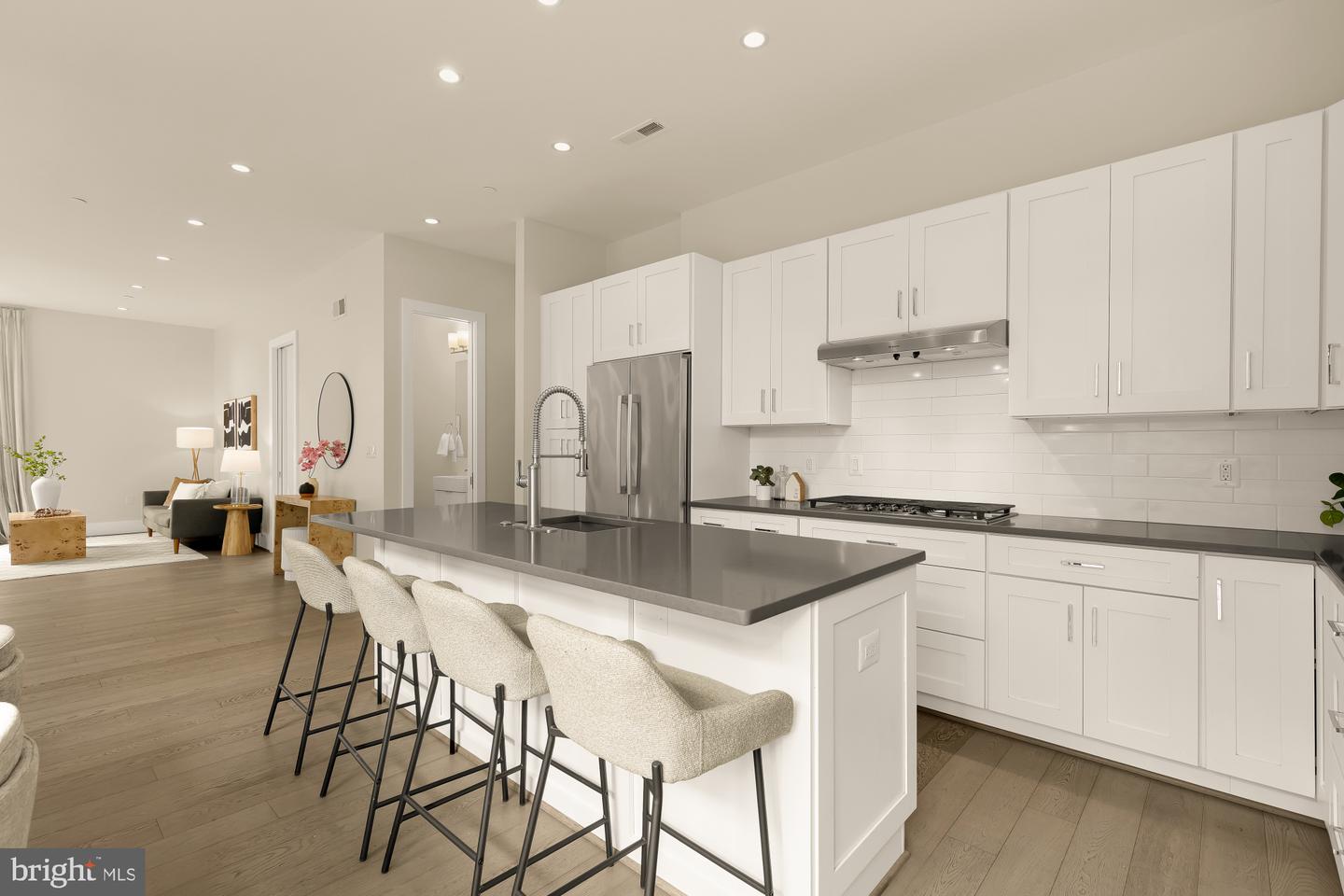 3915 Fulton St Nw #p-5 Property Photo 16