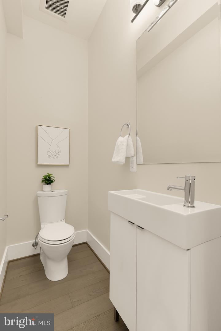 3915 Fulton St Nw #p-5 Property Photo 19