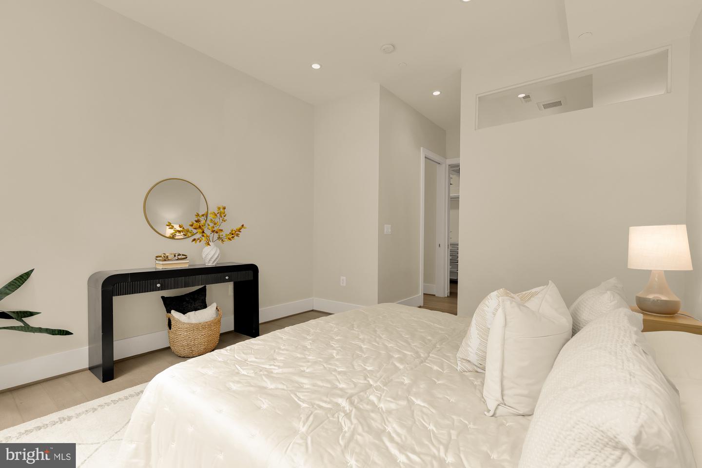 3915 Fulton St Nw #p-5 Property Photo 23