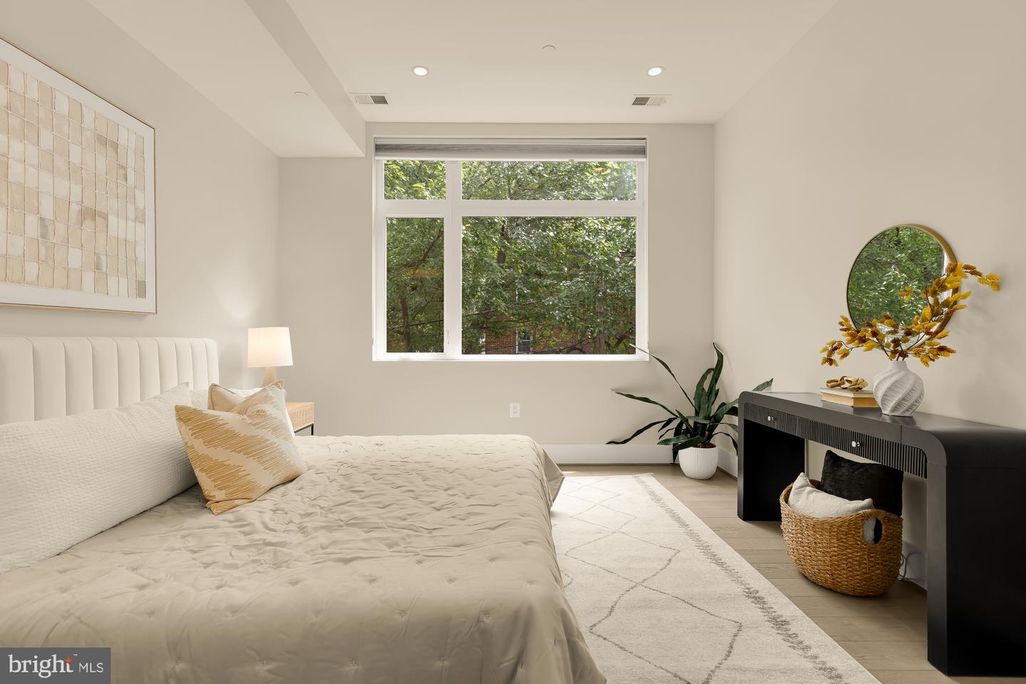 3915 Fulton St Nw #p-5 Property Photo 24