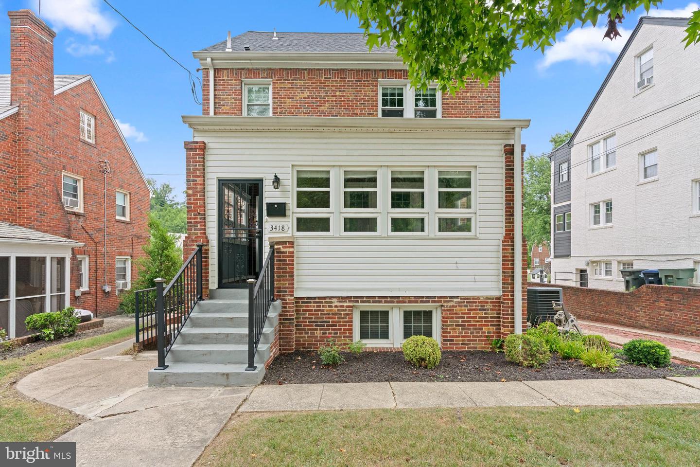 3418 Pennsylvania Ave Se Property Photo 1