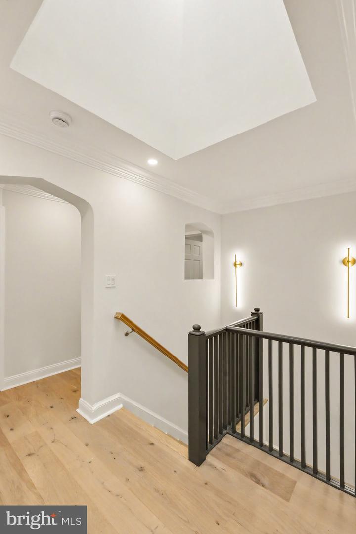 2613 Newton St Ne Property Photo 56
