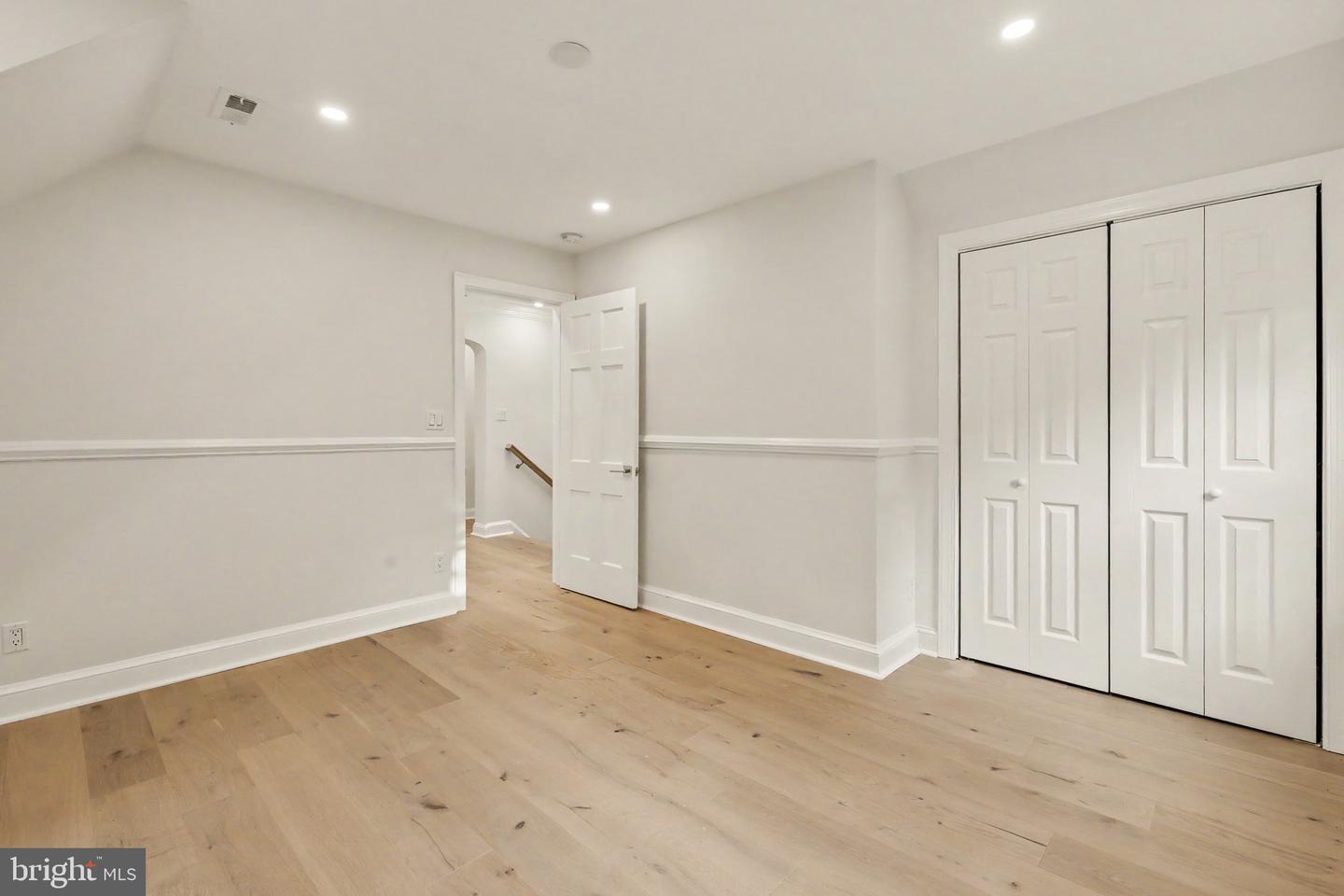2613 Newton St Ne Property Photo 62